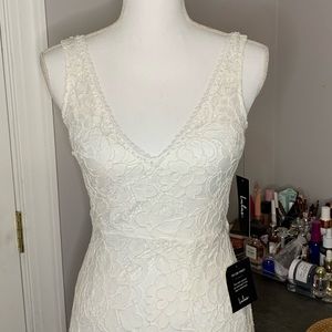 NWT! LULU's mermaid style white lace dress
